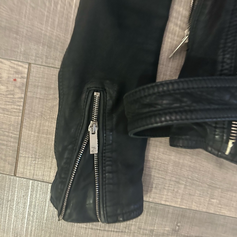 Suede leather jacket - Picture 11 of 12